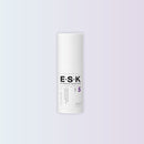 This is the Ultimate A Retinal cream in the travel size. It is perfect to begin with to test if it is suitable for your sensitive skin or your rosacea face. It is also perfect for taking with you when travelling. With the same ingredients as the full size, such as Retinaldehyde and Niacinamide this is the perfect night time skincare product to target anti-aging.