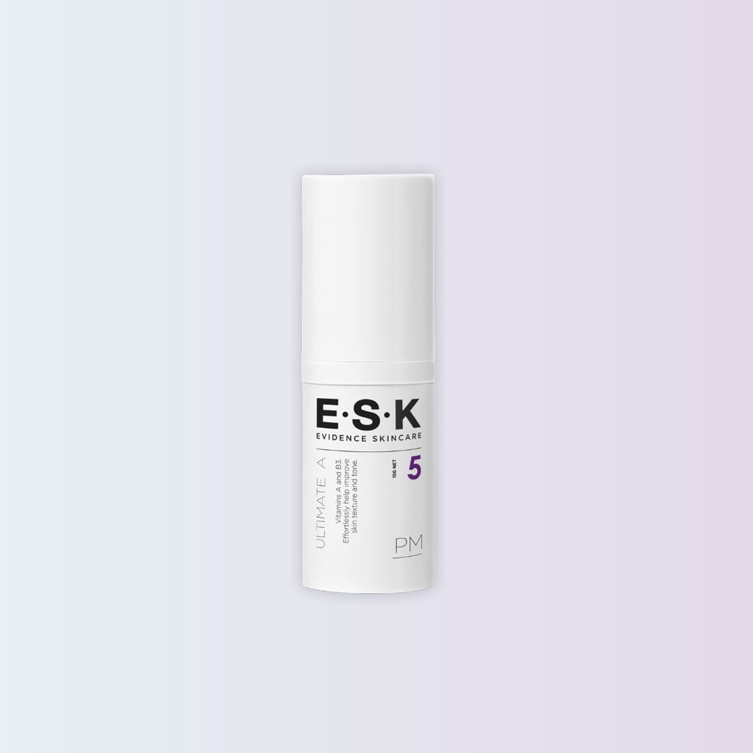 This is the Ultimate A Retinal cream in the travel size. It is perfect to begin with to test if it is suitable for your sensitive skin or your rosacea face. It is also perfect for taking with you when travelling. With the same ingredients as the full size, such as Retinaldehyde and Niacinamide this is the perfect night time skincare product to target anti-aging.